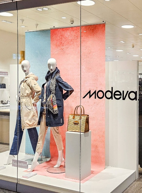 4-5_Paradies_Modeva